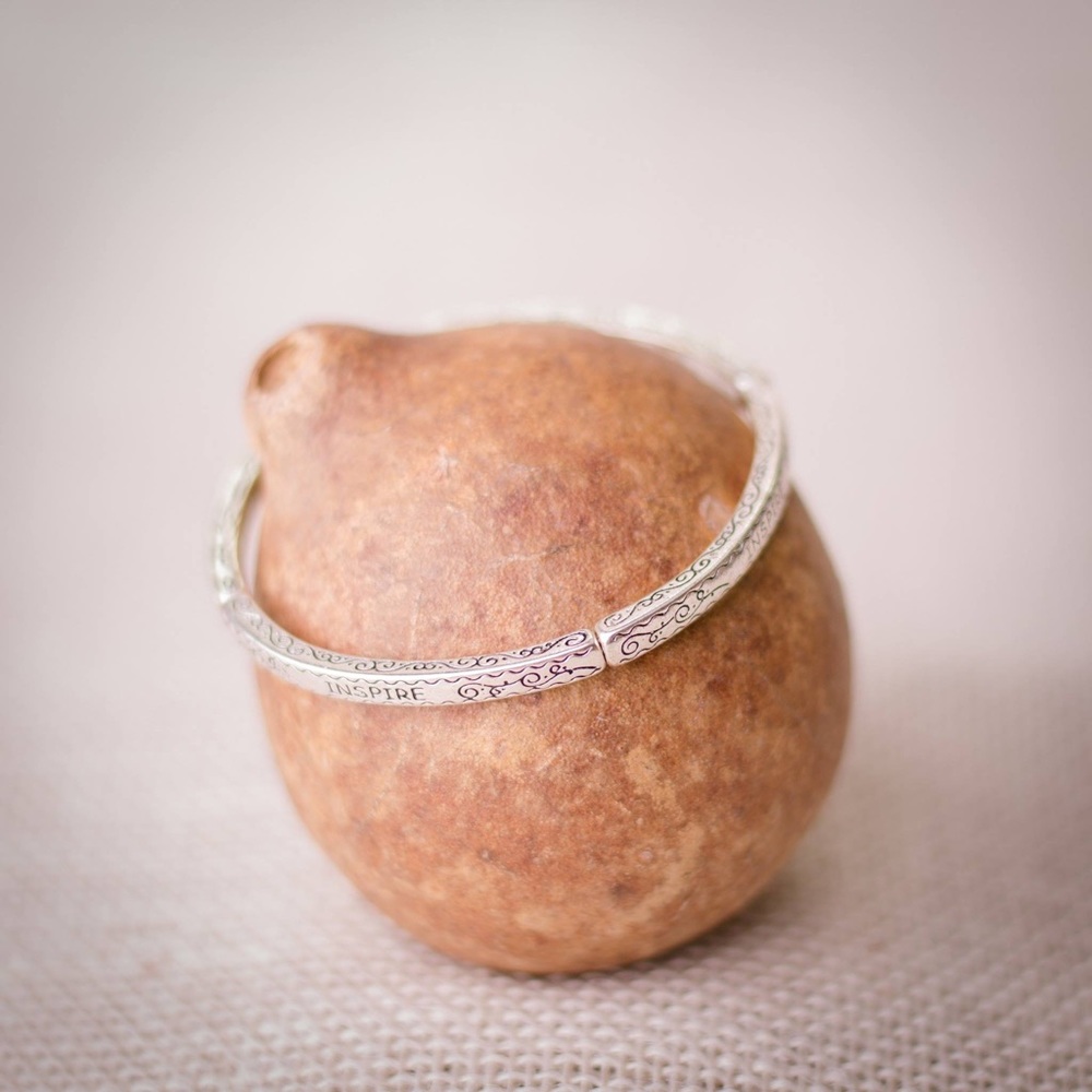 Sterling silver stretch band bracelet engraved